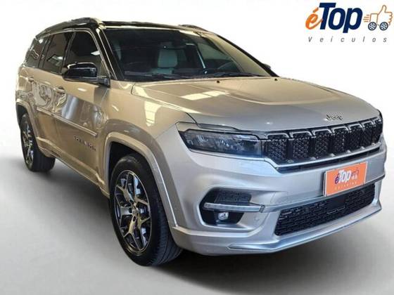 JEEP COMMANDER 1.3 T270 TURBO FLEX OVERLAND AT6 JEEP COMMANDER 1.3 T270 TURBO FLEX OVERLAND AT6